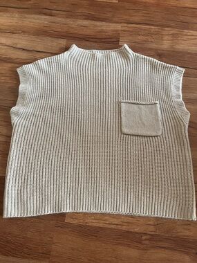 Mockneck knit sweater